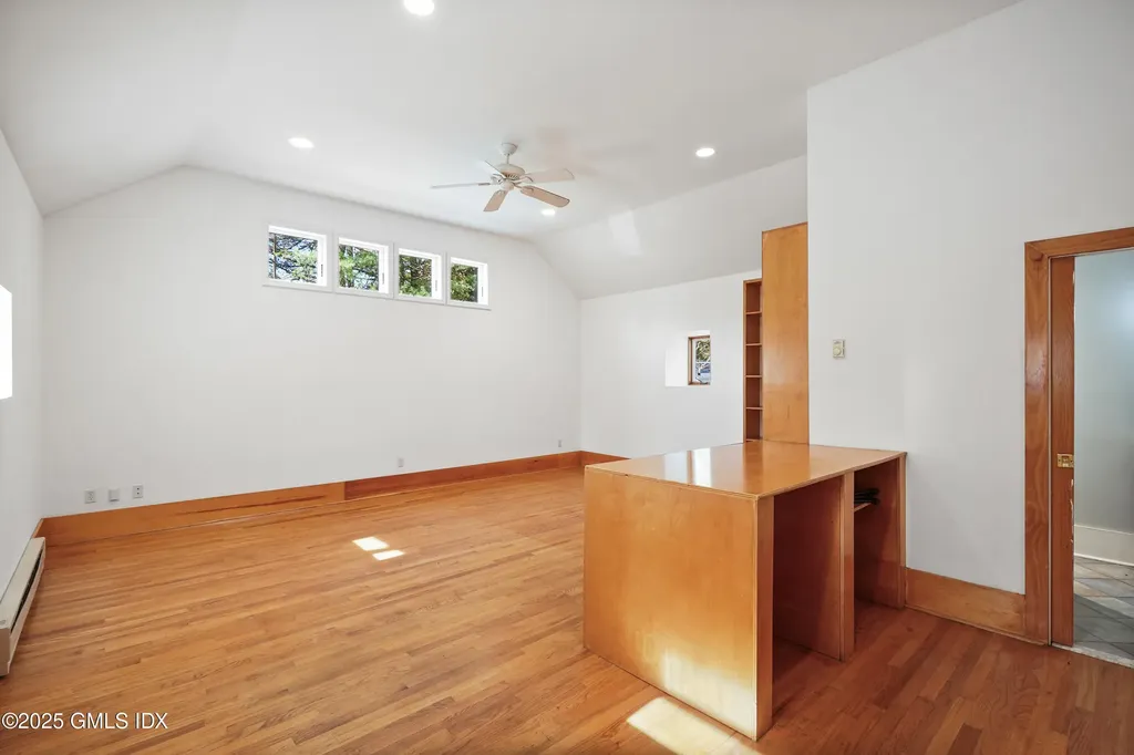 399 Stanwich Road Greenwich CT 06830