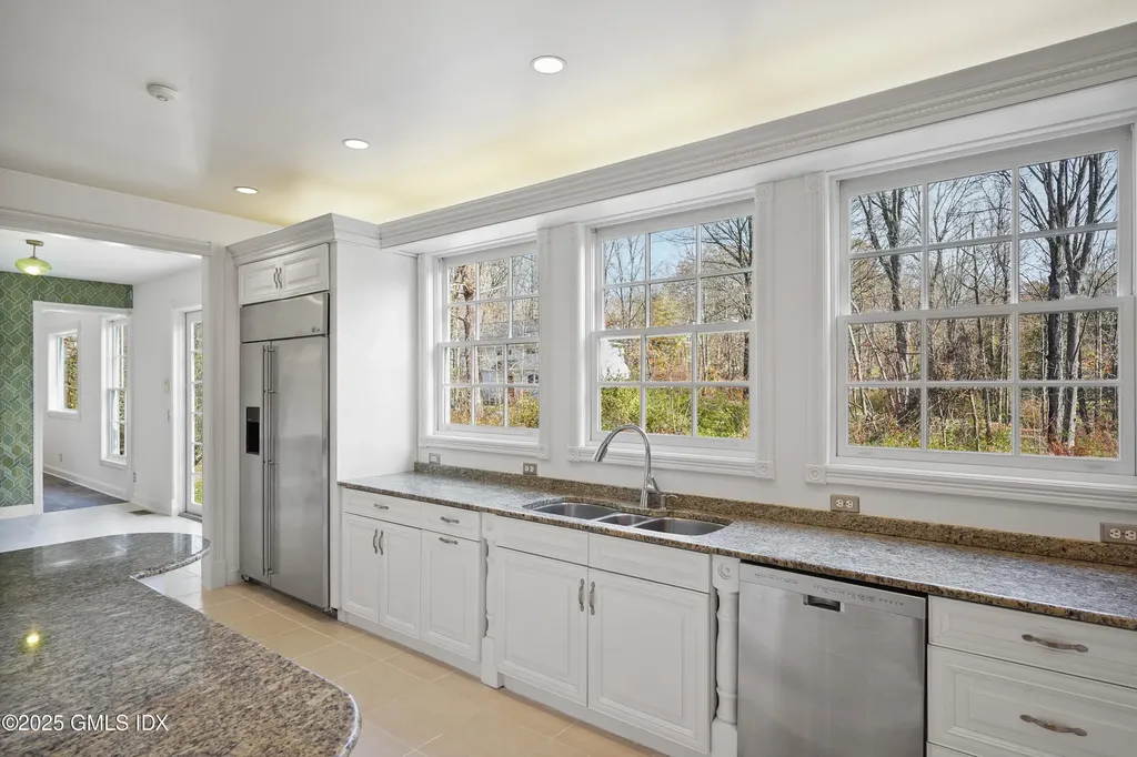 399 Stanwich Road Greenwich CT 06830