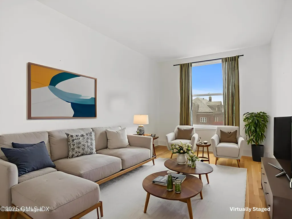 169 Greenwich Avenue Greenwich CT 06830