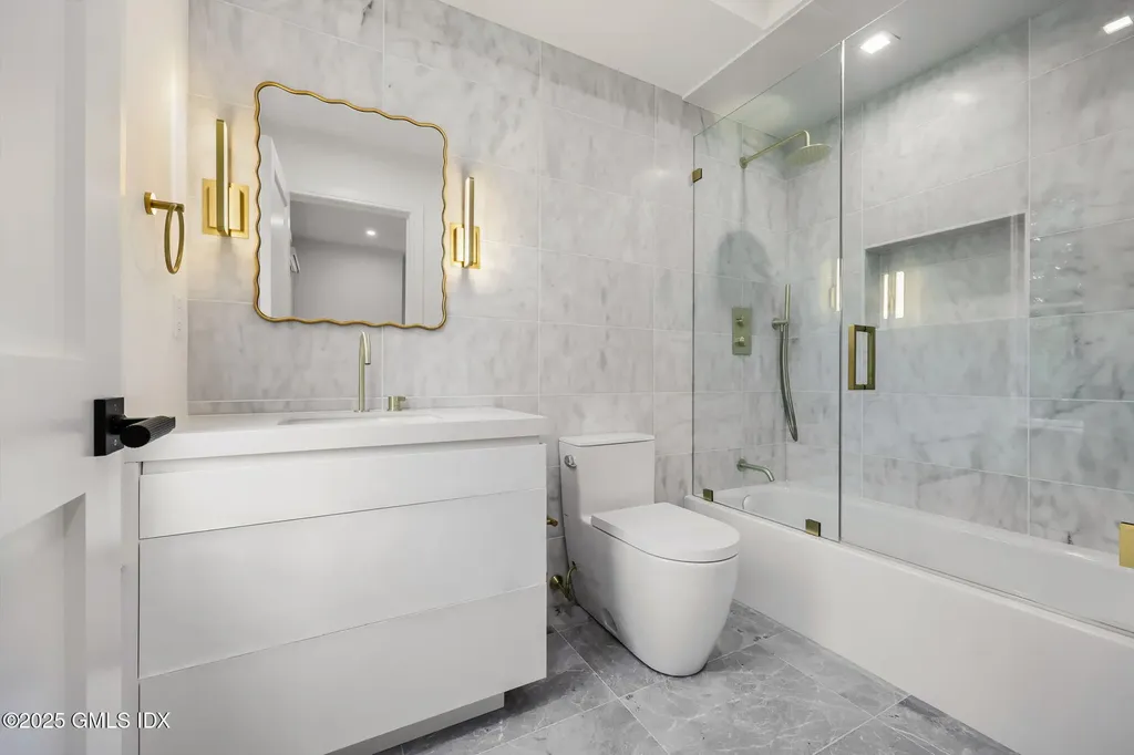 187 Field Point Road Greenwich CT 06830