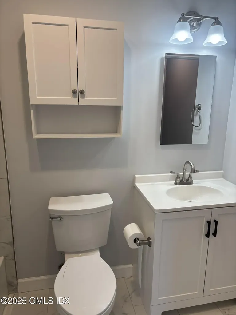 1465 E Putnam Avenue Old Greenwich CT 06870