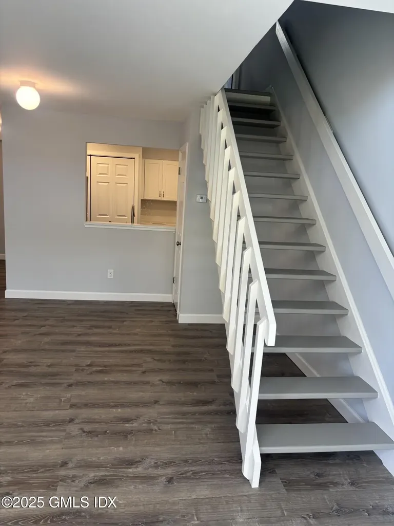 1465 E Putnam Avenue Old Greenwich CT 06870