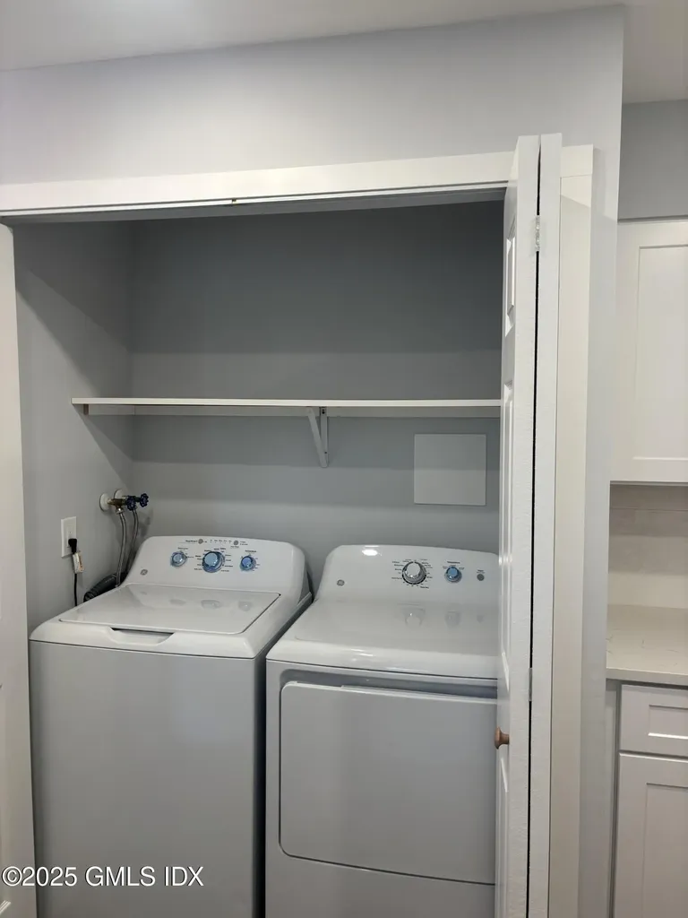 1465 E Putnam Avenue Old Greenwich CT 06870