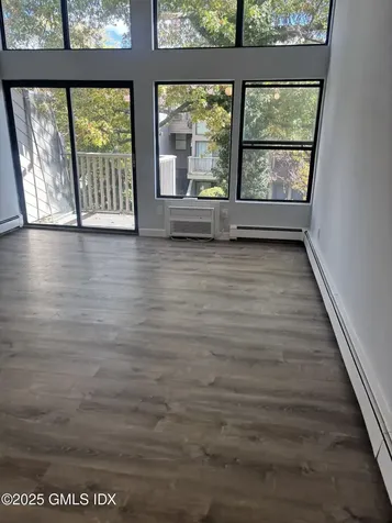 1465 E Putnam Avenue Old Greenwich CT 06870