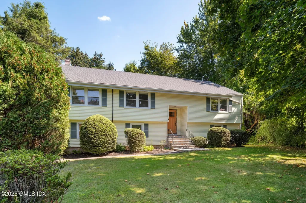 48 Meyer Place Riverside CT 06878