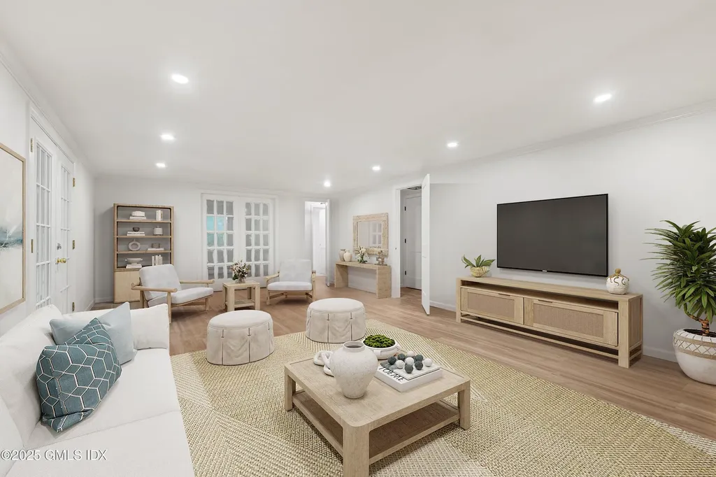 48 Meyer Place Riverside CT 06878