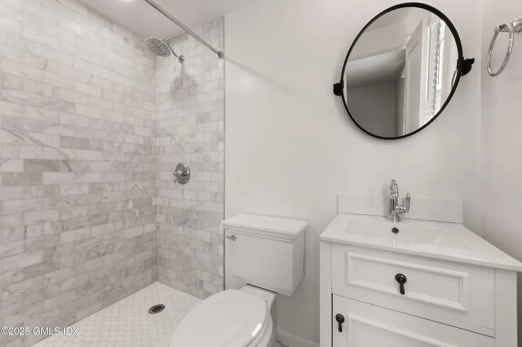 48 Meyer Place Riverside CT 06878