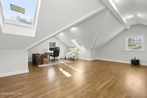 87 Bartina Lane Stamford CT 06902