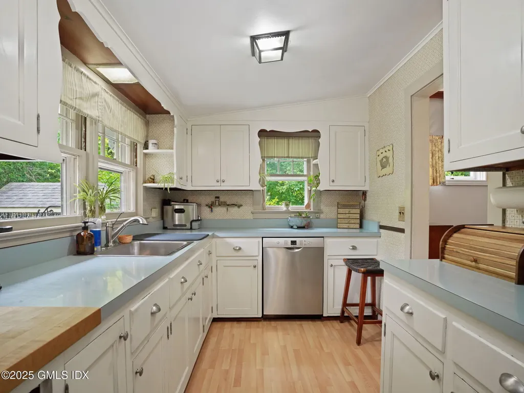 39 Homestead Road Greenwich CT 06831