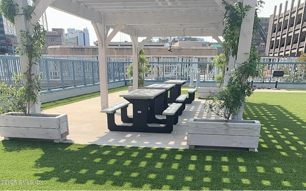 25 Forest Street Stamford CT 06901