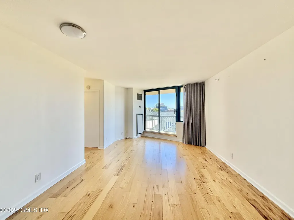 25 Forest Street Stamford CT 06901