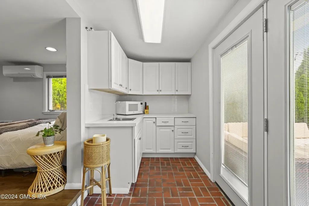 41 Ridge Street Greenwich CT 06830