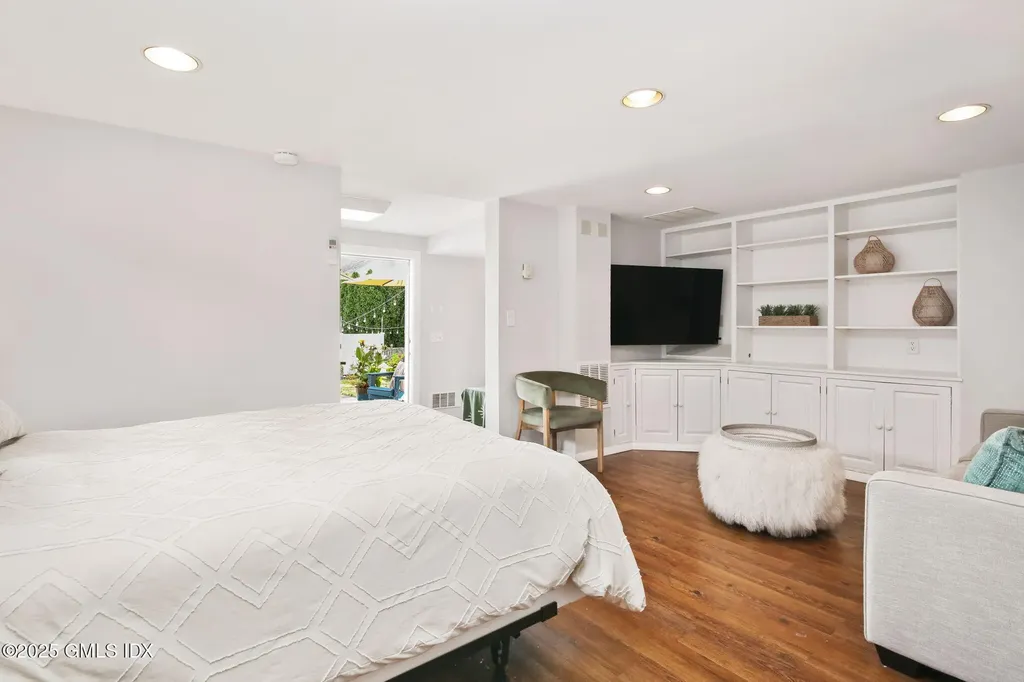 41 Ridge Street Greenwich CT 06830