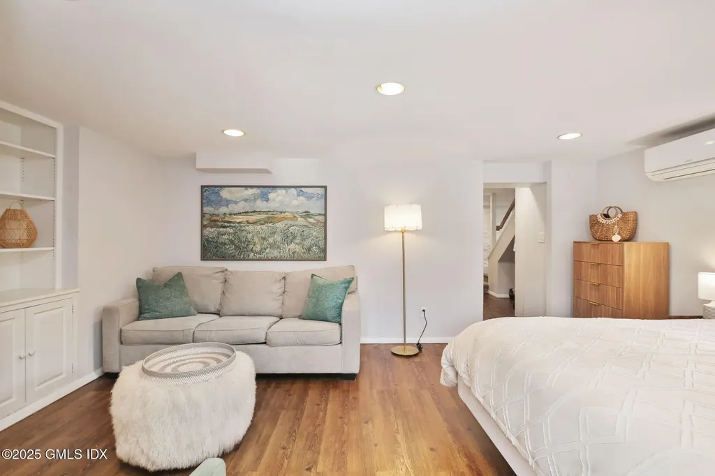 41 Ridge Street Greenwich CT 06830