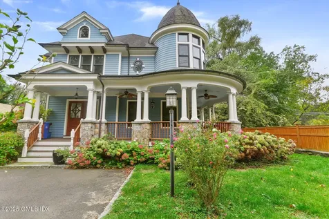 11 Harding Road Old Greenwich CT 06870