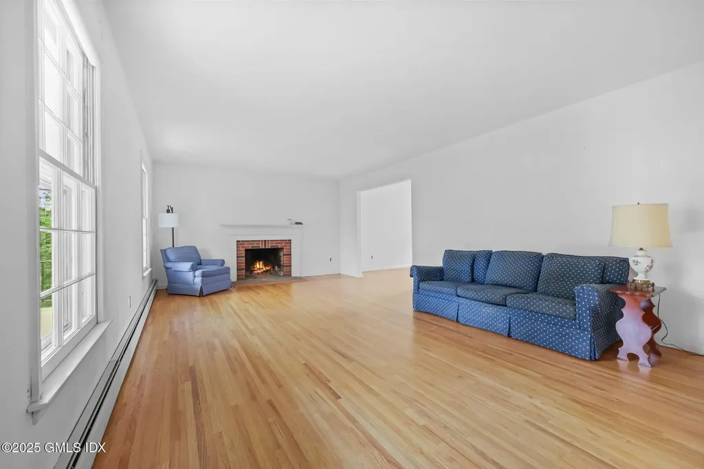 137 Shore Road Old Greenwich CT 06870