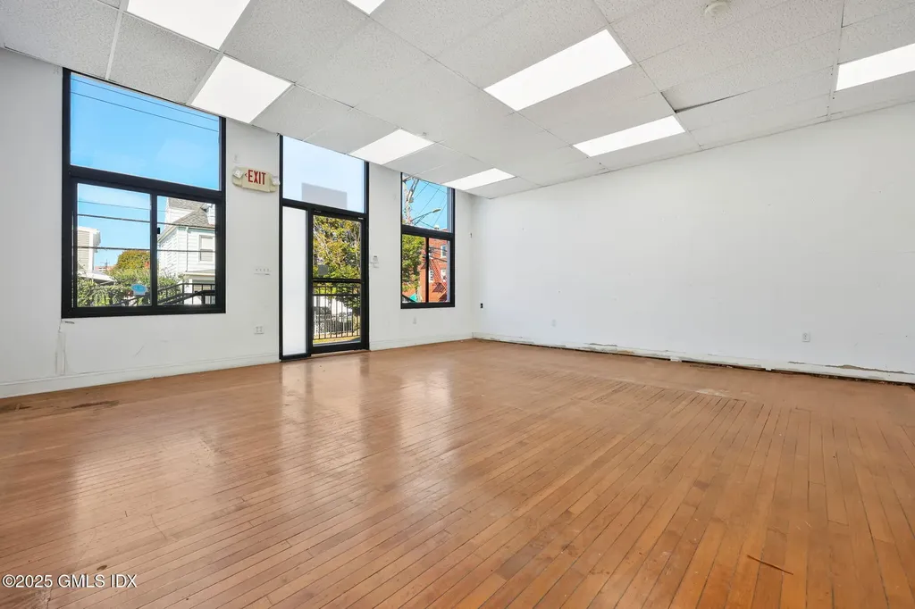 13 N Water Street Greenwich CT 06830