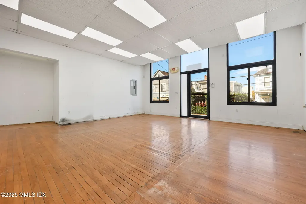 13 N Water Street Greenwich CT 06830