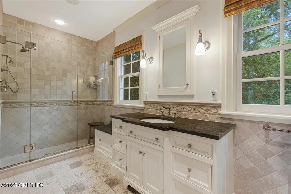 203 Riverside Avenue Riverside CT 06878