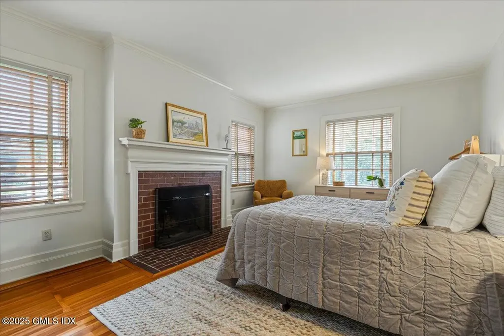 203 Riverside Avenue Riverside CT 06878