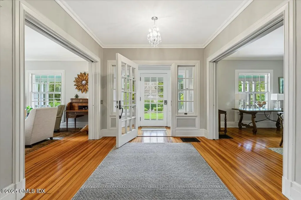 203 Riverside Avenue Riverside CT 06878