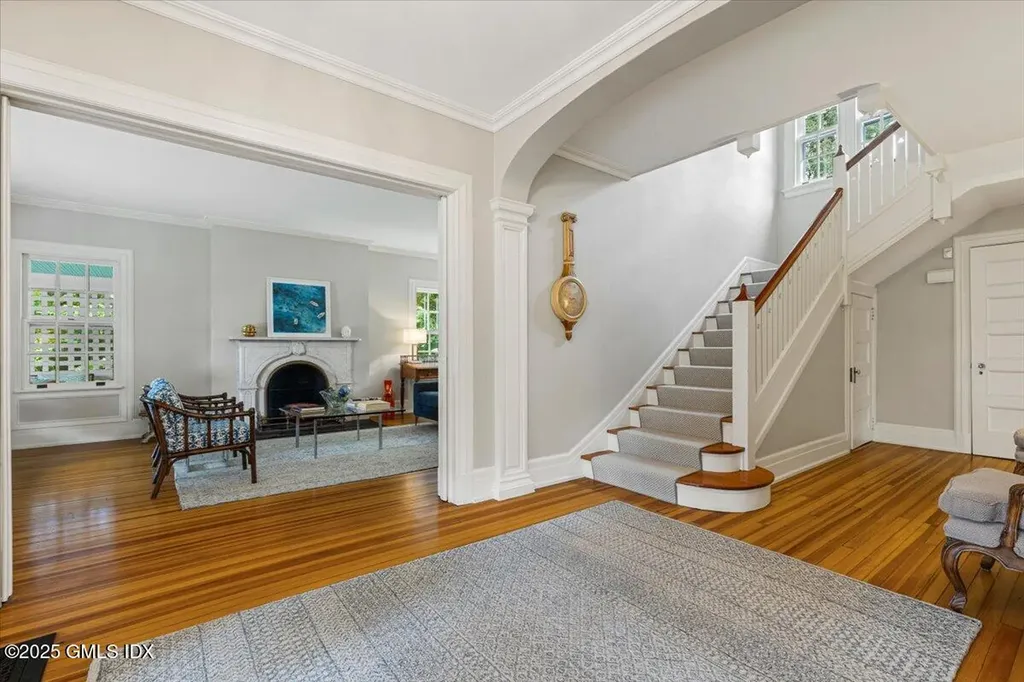 203 Riverside Avenue Riverside CT 06878