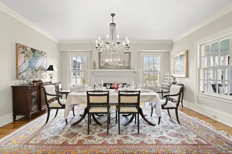 203 Riverside Avenue Riverside CT 06878