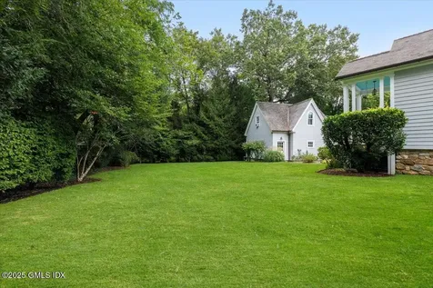 203 Riverside Avenue Riverside CT 06878