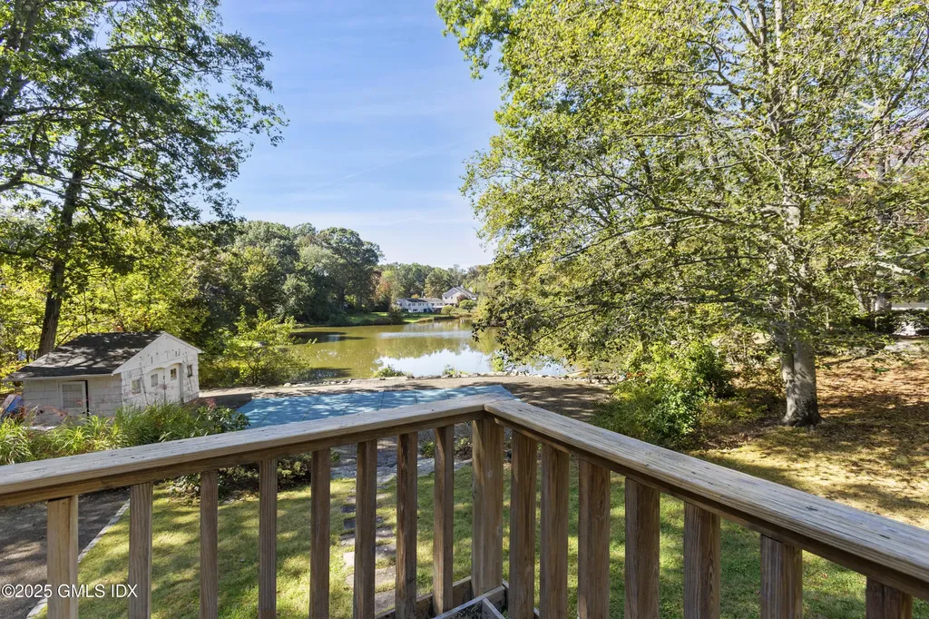 46 Stonehedge Drive South Greenwich CT 06831