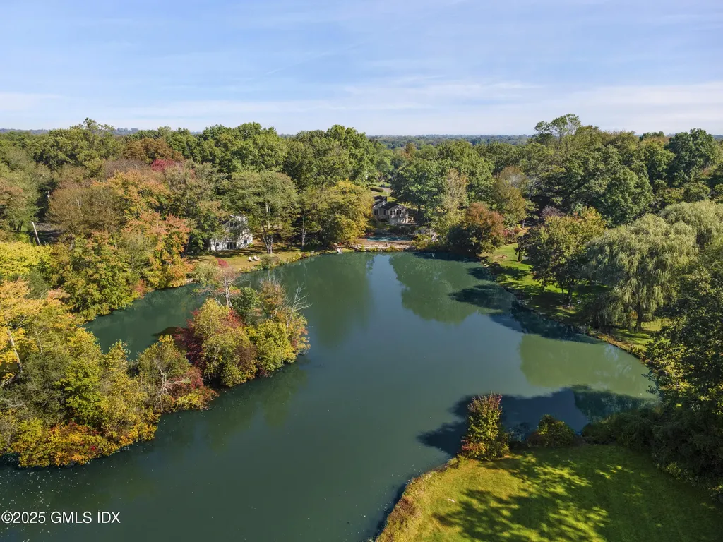 46 Stonehedge Drive South Greenwich CT 06831