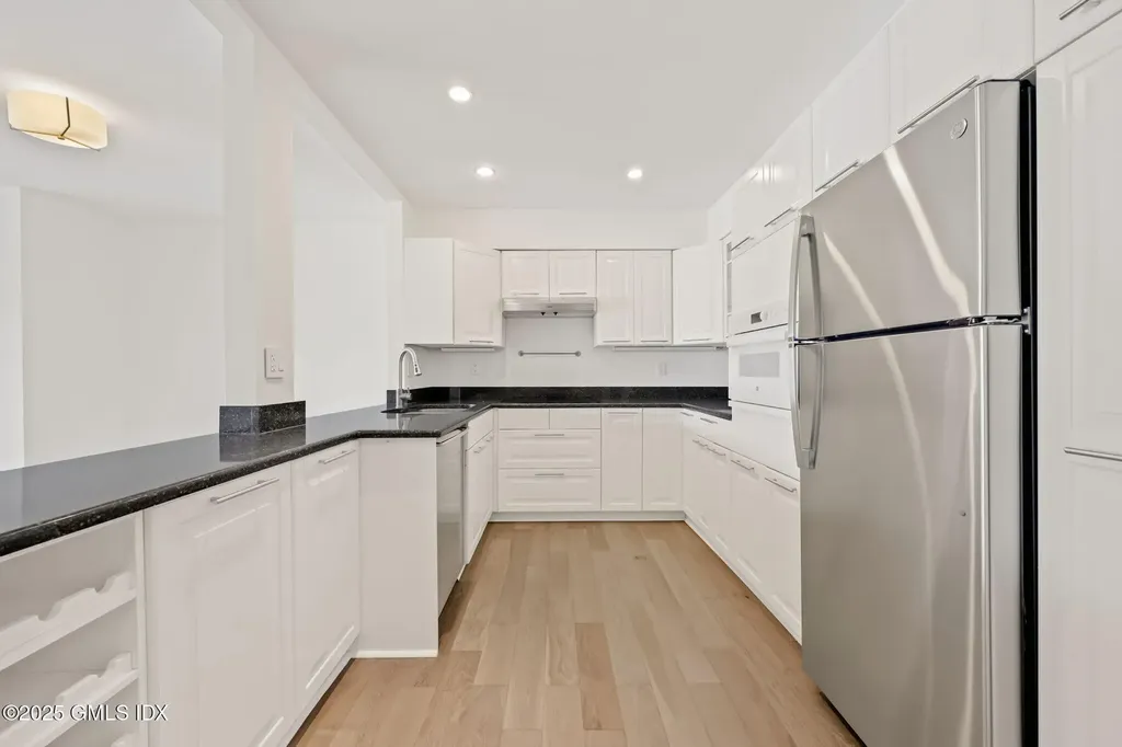 15 River Road Cos Cob CT 06807