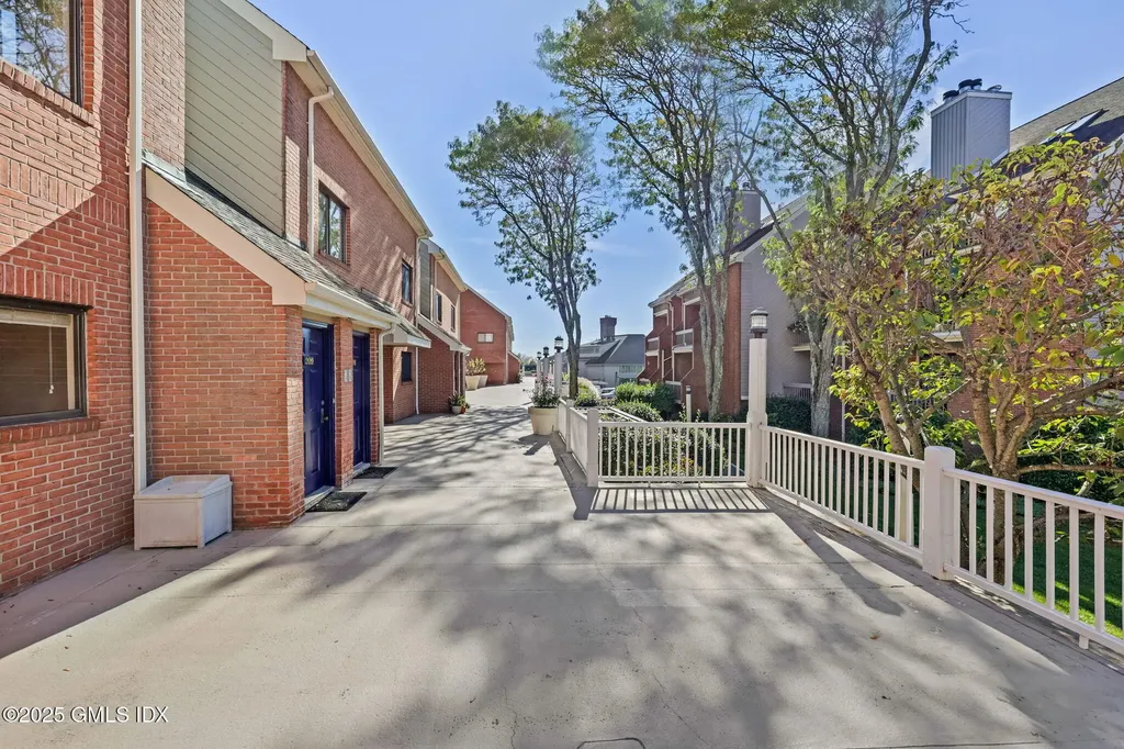 15 River Road Cos Cob CT 06807