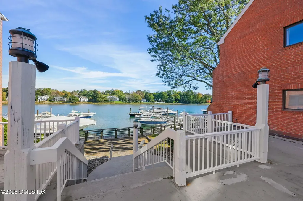 15 River Road Cos Cob CT 06807