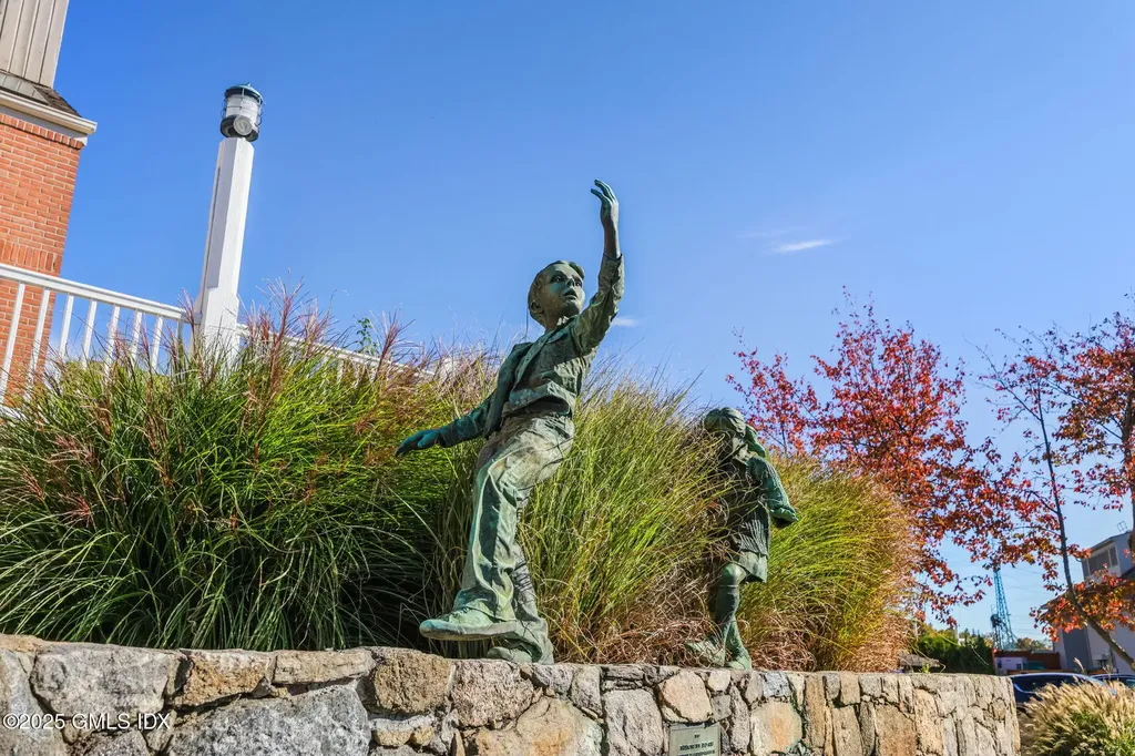 15 River Road Cos Cob CT 06807