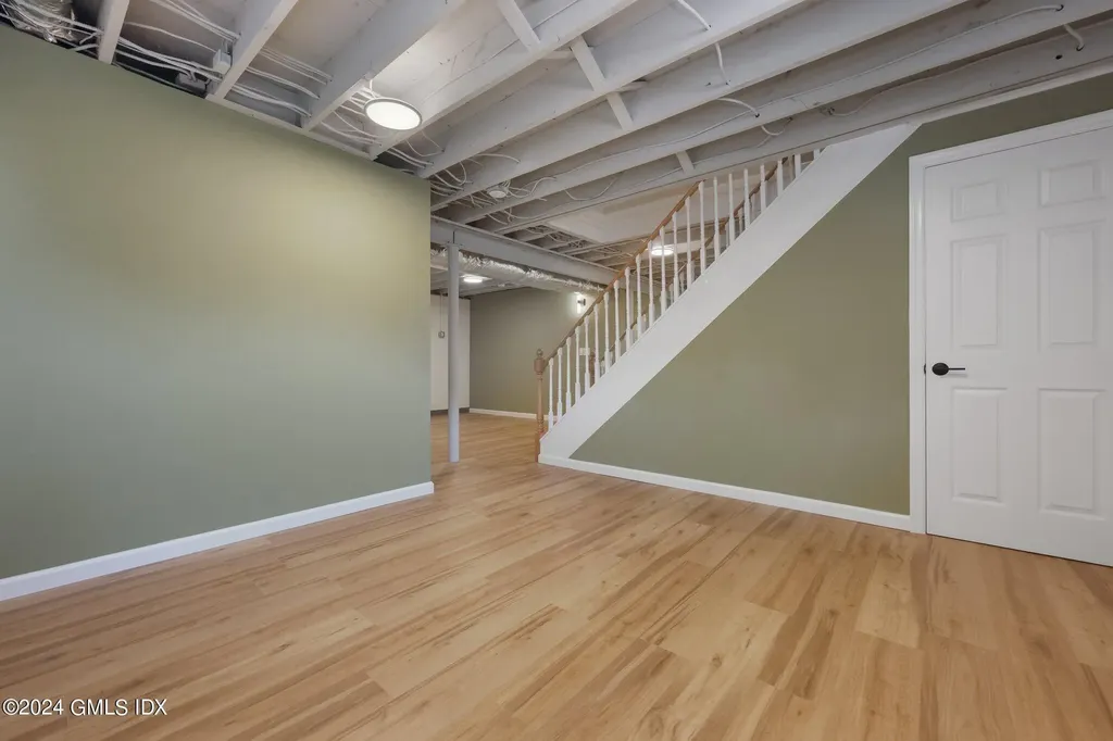 13 1/2 Hickory Drive Greenwich CT 06831