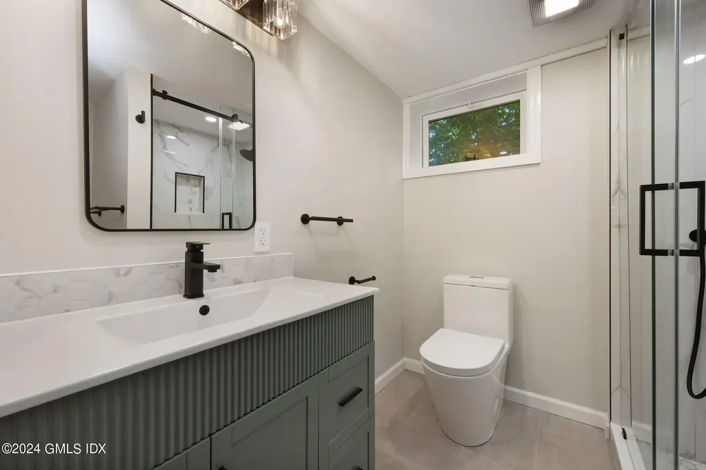 13 1/2 Hickory Drive Greenwich CT 06831