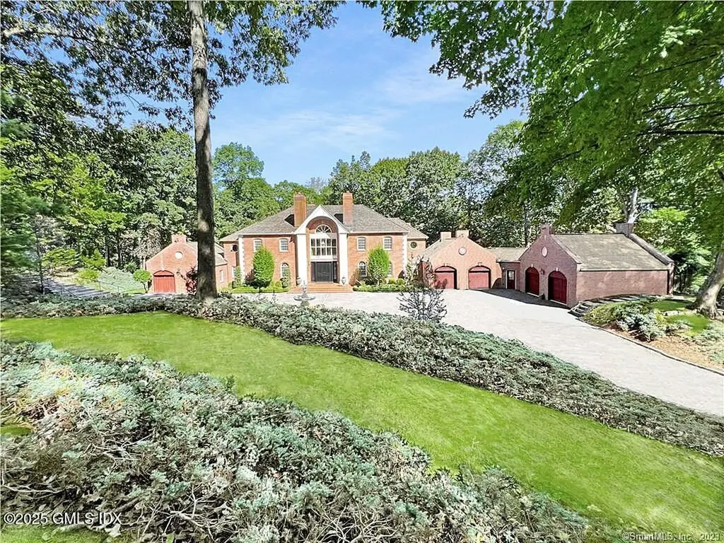 177 Long Close Road Stamford CT 06902