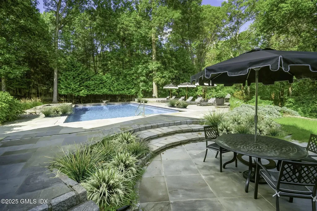 177 Long Close Road Stamford CT 06902