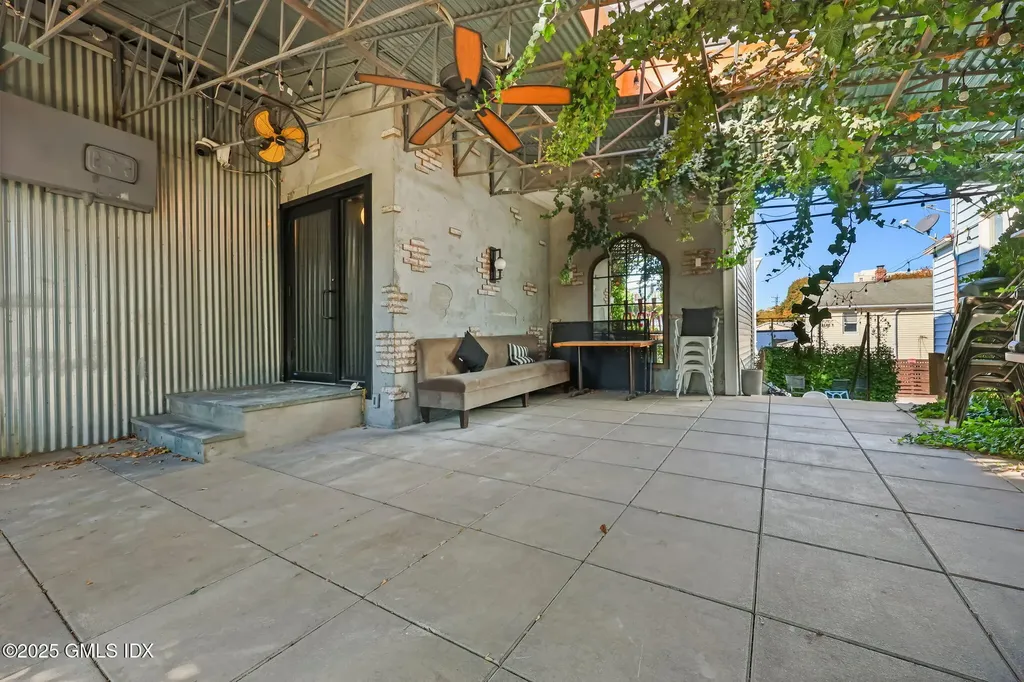 10 N Water Street Greenwich CT 06830