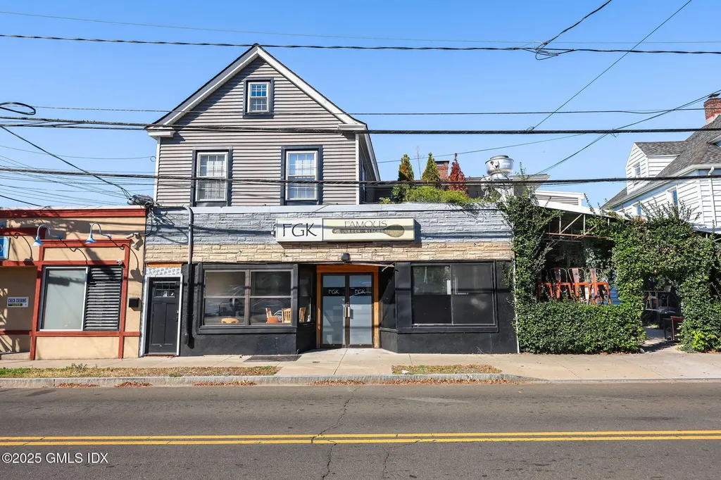 10 N Water Street Greenwich CT 06830