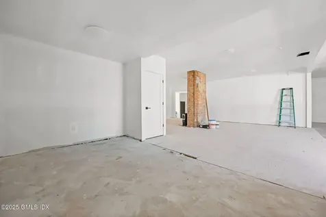 10 N Water Street Greenwich CT 06830