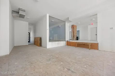 10 N Water Street Greenwich CT 06830