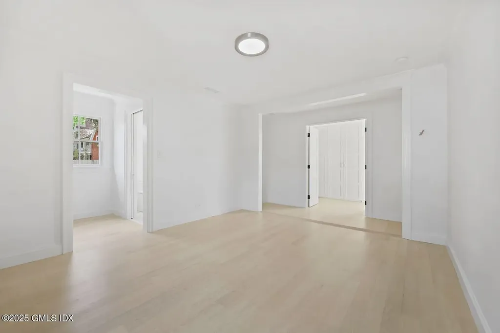 18 Park Avenue Old Greenwich CT 06870