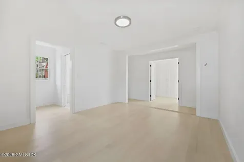 18 Park Avenue Old Greenwich CT 06870