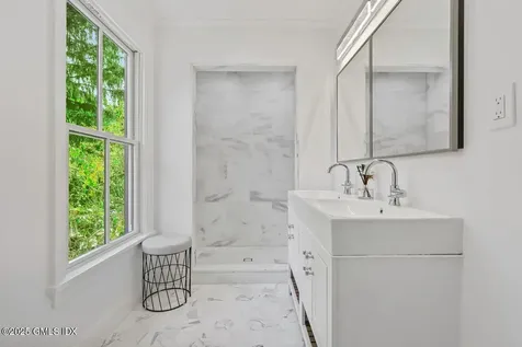 18 Park Avenue Old Greenwich CT 06870