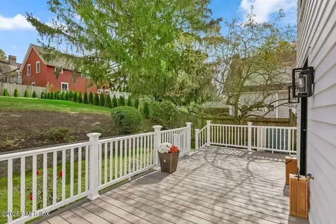 18 Park Avenue Old Greenwich CT 06870