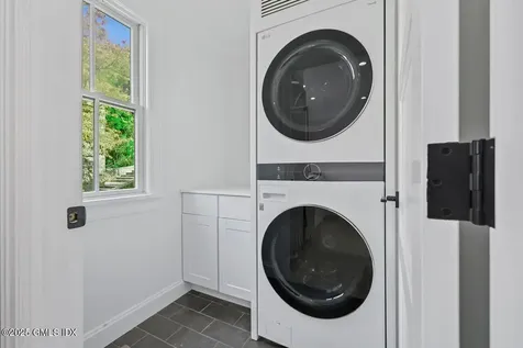 18 Park Avenue Old Greenwich CT 06870