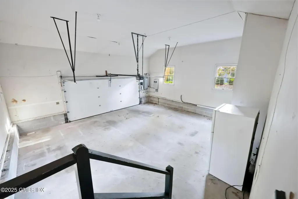 35 Turner Drive Greenwich CT 06831