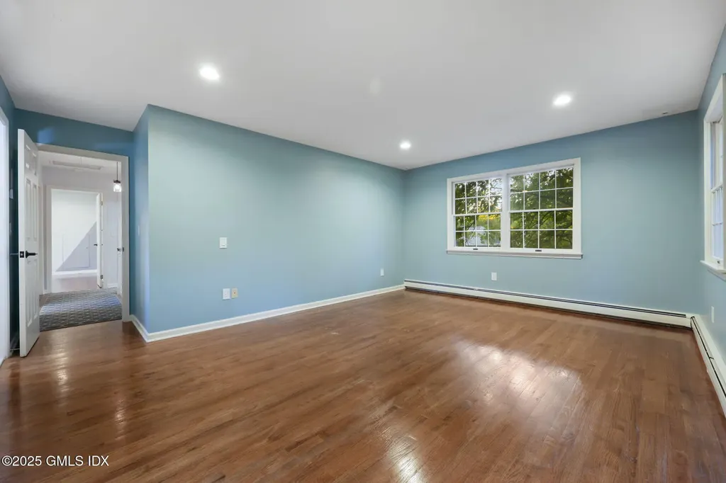 35 Turner Drive Greenwich CT 06831