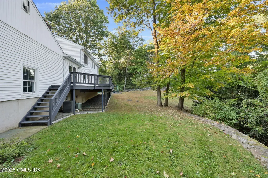 35 Turner Drive Greenwich CT 06831